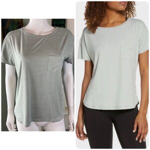 Vuori Light Gray Pocket Short Sleeve T Shirt Tee The Rise The Shine Medium M